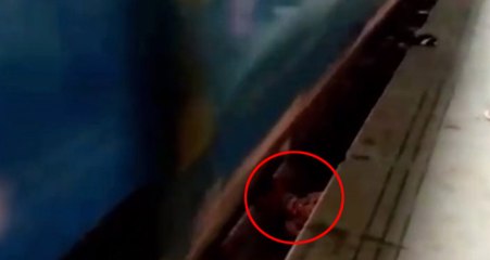 Tren Raylarına Düşen Bebek, Kazadan Yara Almadan Kurtuldu