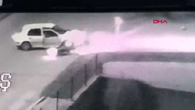 Adıyaman Otomobilin Çarptığı Motosikletli Yaralandı