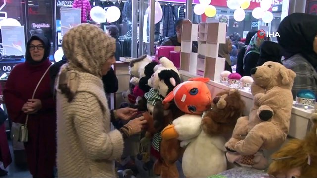 Beylikdüzü’nde Kadın İstişare Dayanışma Platformu kermes düzenledi