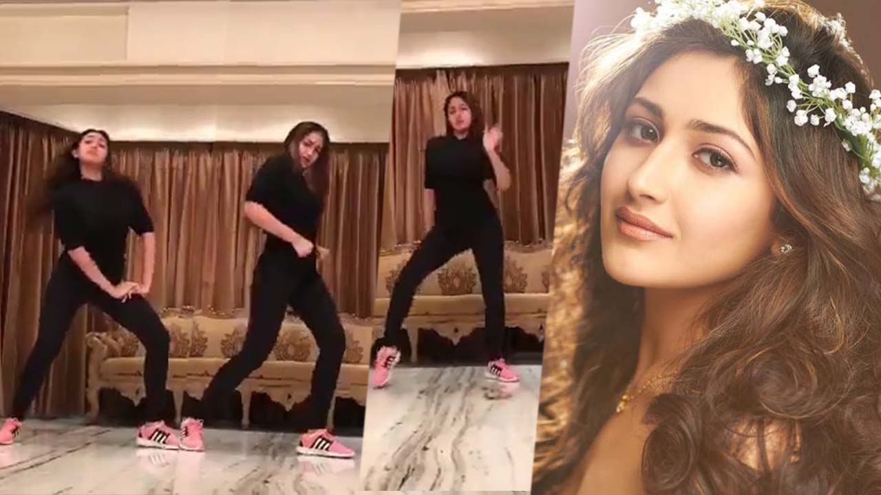 சயீஷா குத்து டான்ஸ் வைரல் வீடியோ