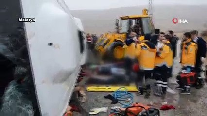 Malatya'da Cenaze Taşıyan Midibüs Devrildi: 6 Ölü, 16 Yaralı