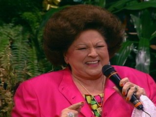 Bill & Gloria Gaither - He Pilots My Ship