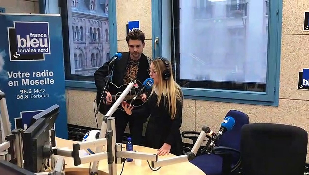 Gloria et Chris Sorelli chantent "Prendre un enfant par la main" sur France Bleu Lorraine