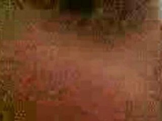 Arrète de parler la bouche pleine !!