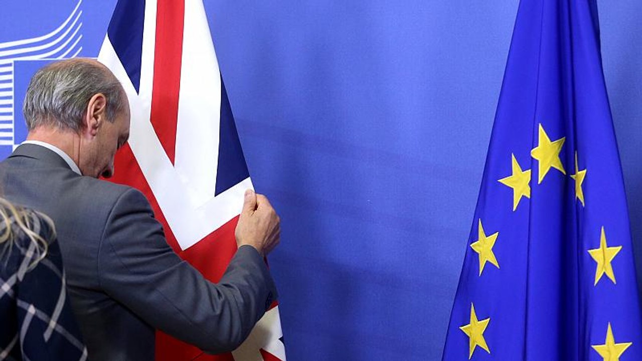 España votará contra el acuerdo del Brexit según Reuters