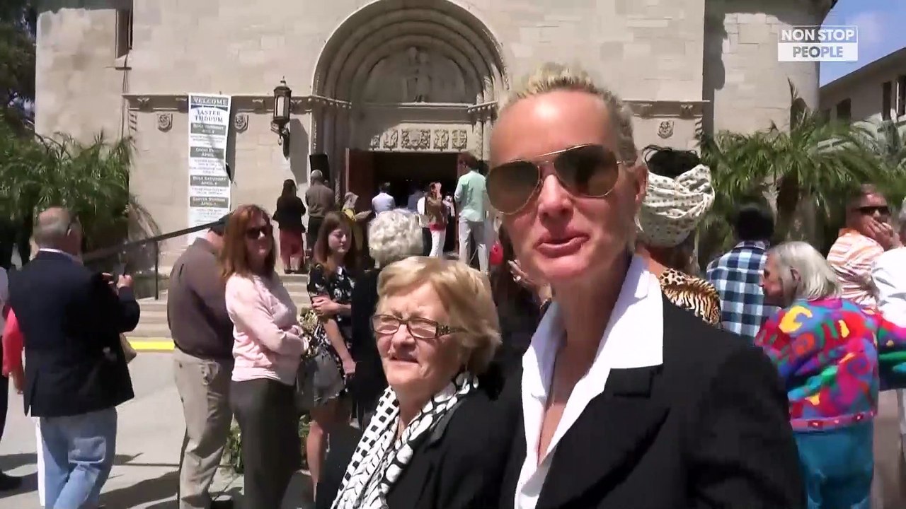 Laeticia Hallyday insultée : une fan de Johnny s’en prend violemment à elle dans "TPMP"