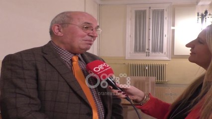 Ora News - "Saga e vogël", Besnik Mustafaj prezanton librin e ri në italisht