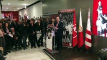 El Sevilla FC Entrega el XI Dorsal de Leyenda a Pablo Blanco