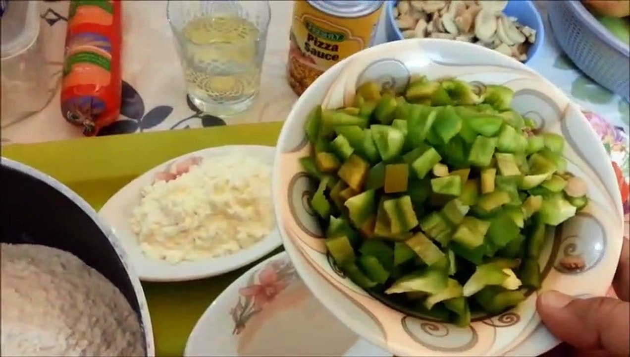 بيتزا شهيه وسهلة - Delicious and easy Pizza