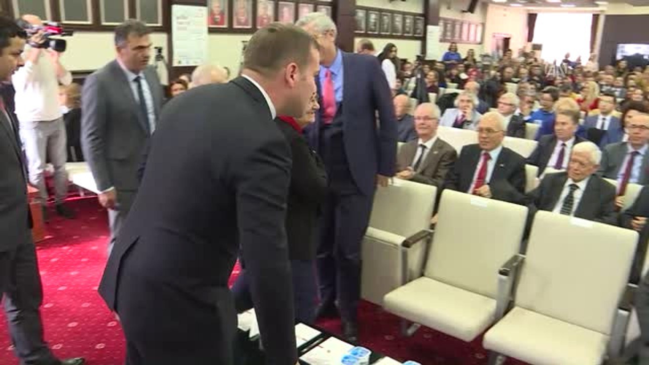 Prof. Dr. Canan Karatay: "Bir Meyve Yersen 5 Kilometre Koş"