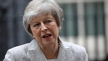 Theresa May criticada em Westminster pelo esboço do 