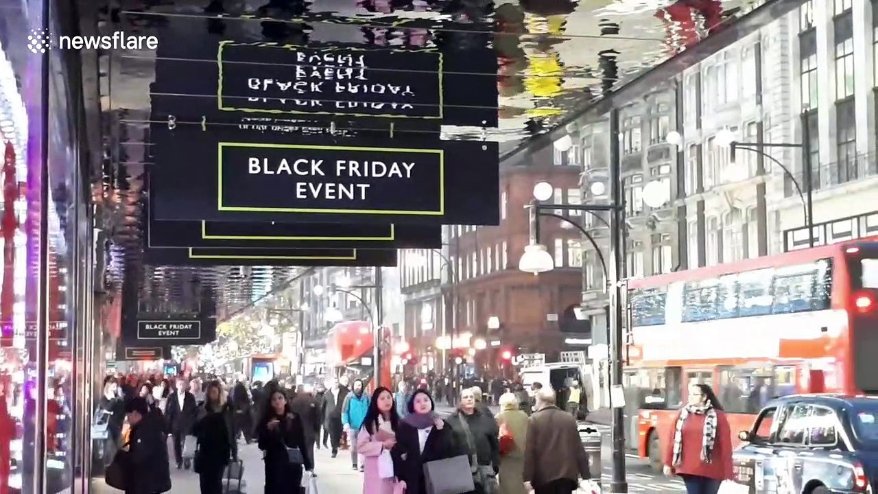 London's Oxford Street gears up for Black Friday