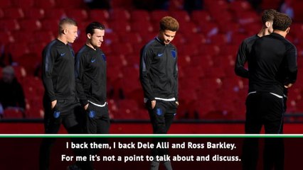 Скачать видео: Pochettino defends Dele Alli and Barkley over hotel 'argument' video