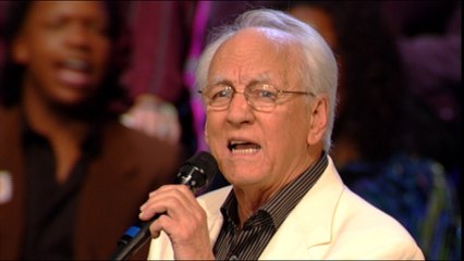 Bill & Gloria Gaither - Beautiful Star Of Bethlehem