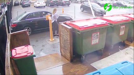 Cette fille va comprendre que ce n'est pas sa journée