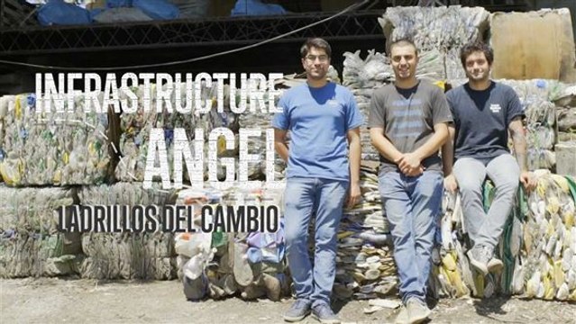 Del plástico al ladrillo: Construyendo casas ecológicas
