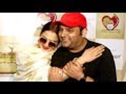 Omung Kumar's Calendar Launch: Rekha Cutely Wishes Kapil Sharma For His Wedding At