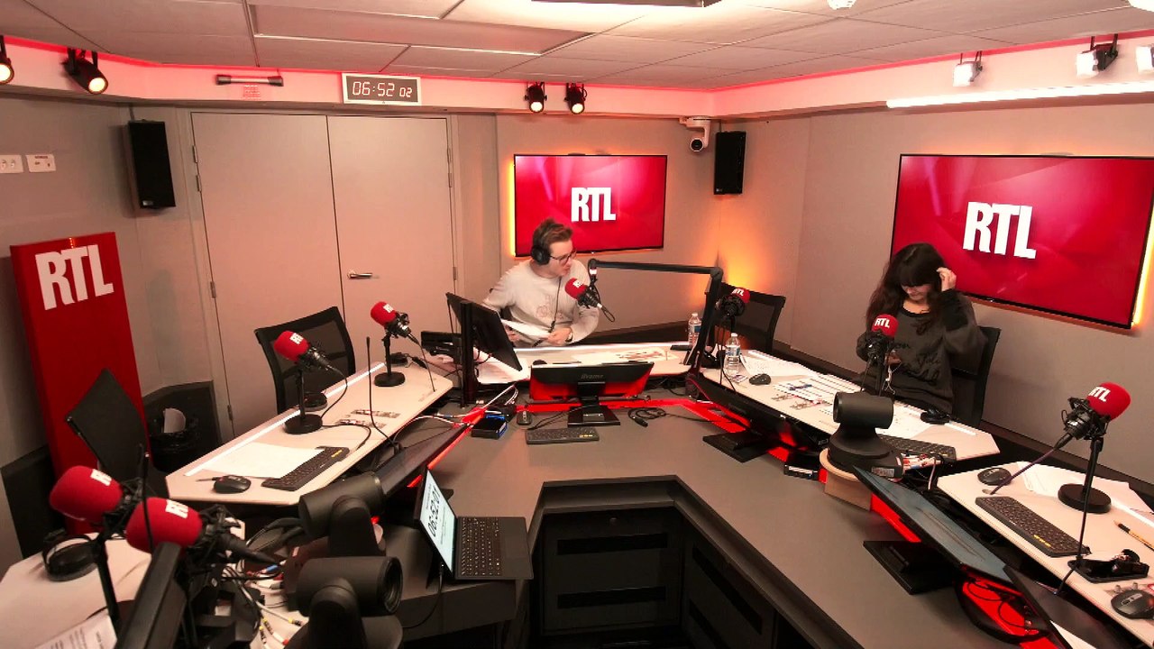 Edouard Philippe présente un plan de relance des industries françaises