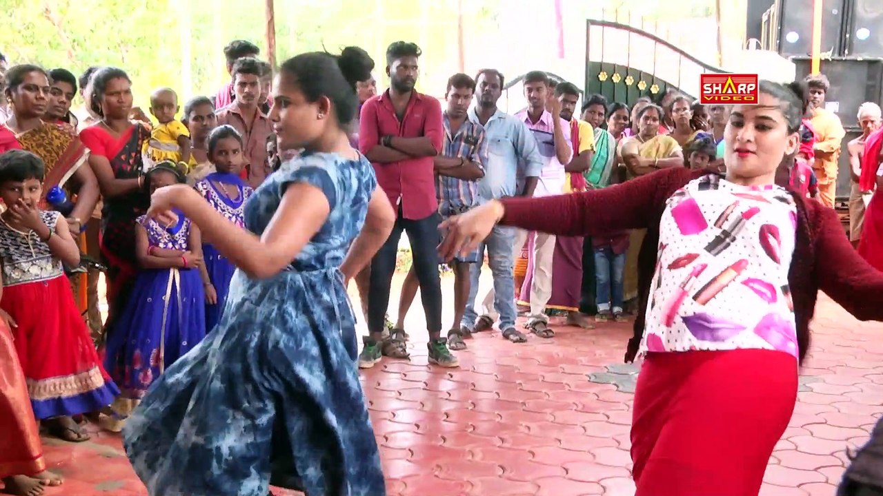 சின்னத்திரை நடிகை டிஸ்கோ ஆட்டம் தசரா திருவிழா 16