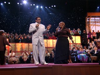 Bill & Gloria Gaither - I'm So Glad