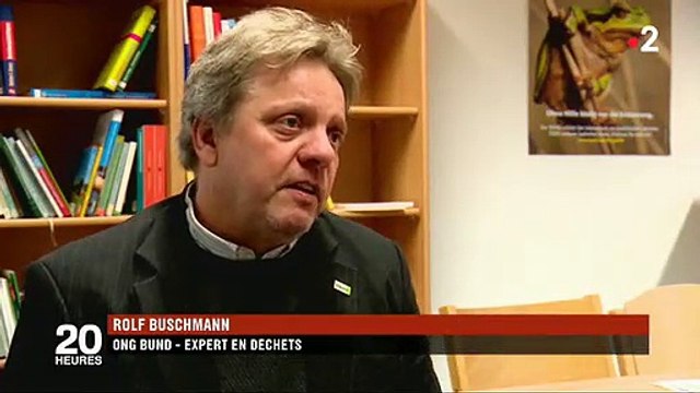 Scandale : Après enquête, des journalistes découvrent qu'Amazon jette la plupart de ses produits ré-envoyés - Regardez