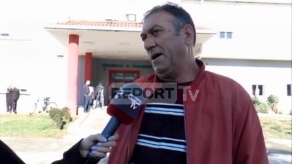 Flet për Report Tv babai i polices që humbi 2 gishtat në protestë: Dhuna e patolerueshme