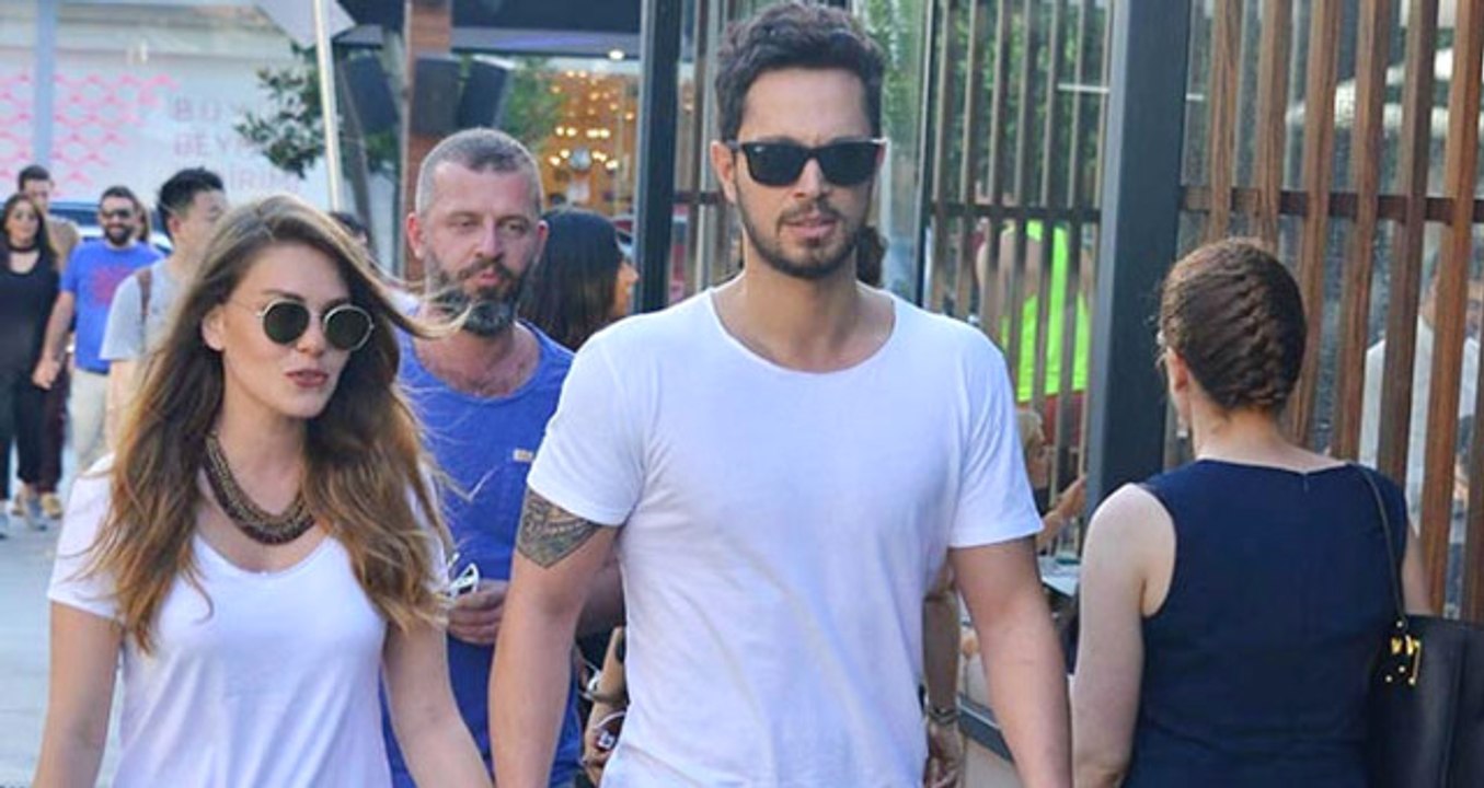 8 Ay Sonra Barışan Aslı Enver ve Murat Boz, Instagram'dan Birbirlerini Takip Etmeye Başladı