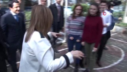 Ticaret Bakanı Ruhsar Pekcan: "Okulu İkincilikle Bitirdim, Babam Tebrik Etmedi.