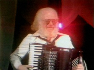 Clara Nunes - Feira De Mangaio