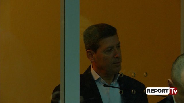 Report TV - Dashamir Xhika lë qelinë, ish-kreu i ARRSH do të hetohet në ‘Arrest shtëpie’