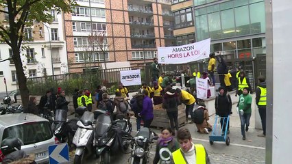 Ambientalistas protestam contra Amazon na 'Black Friday'