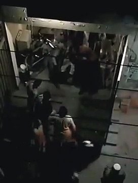 Mobile Footage Of Maulana Khadim Hussain Rizvi Arrest