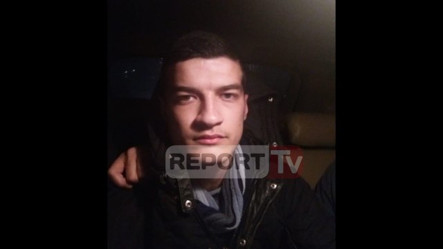 Akuzohet se hodhi kapsollin që dëmtoi efektiven, polica arreston autorin