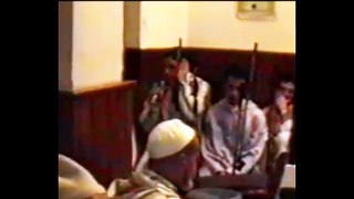 شاهد فيديو قديم نادر لترتيل براقي جميل لأواخر سورة الفرقان للحاج محمد البراق