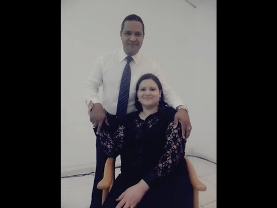 Deus encheu a nossa boca de riso - Pr. Paulo Santos e Pra. Patrícia.