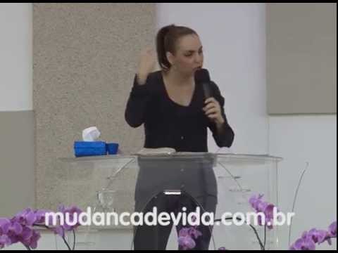 Insista na direção que Deus lhe deu e viva o sobrenatural! - Bispa Cléo