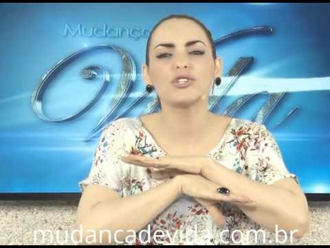 A soma de coisas pequenas se tornam grandes - Bispa Cléo