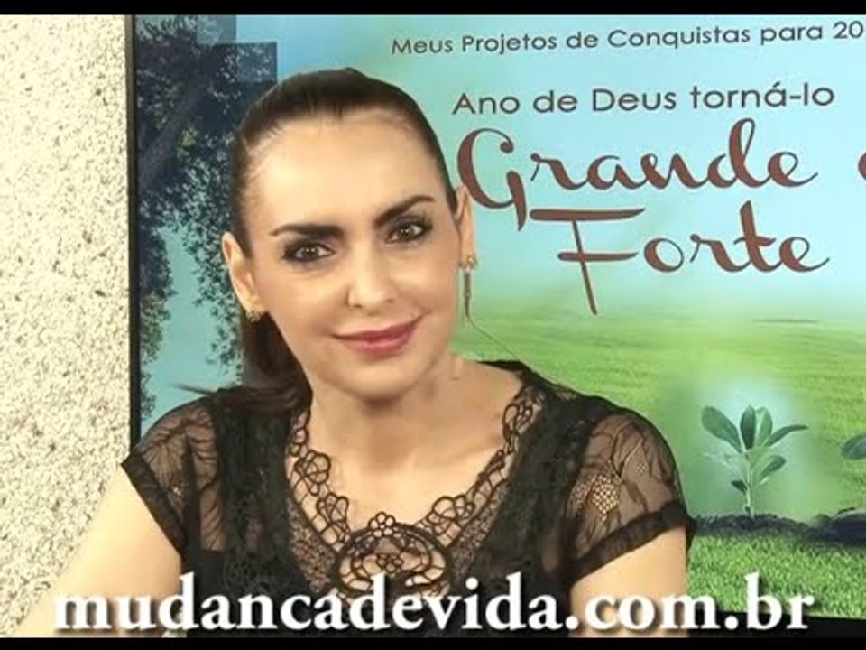 Não trate as coisas de Deus relaxadas - Bispa Cléo