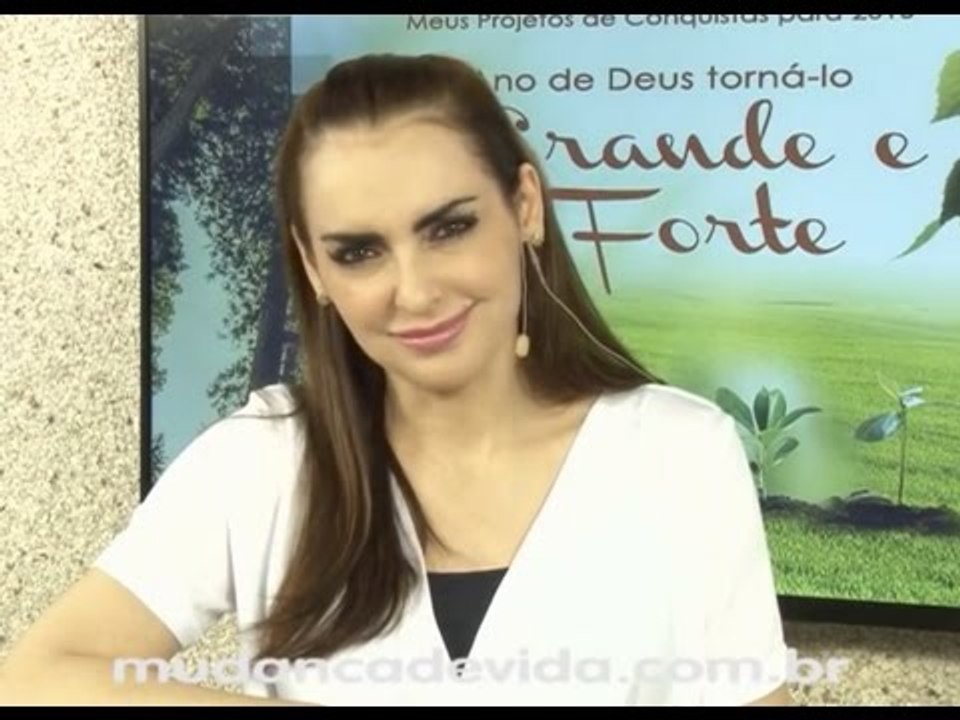 Deus está cobrando ação de você - Bispa Cléo