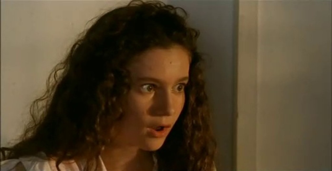 La ragazza era innocente 1T