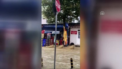 Silivri'de sağanak yağış - İSTANBUL