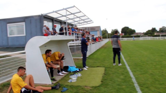 Séniors A VS FC Teille Mouzeil : corner pour Soulgé