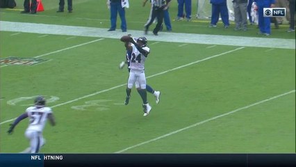 Brandon Carr intercepts pass intended for Kelvin Benjamin