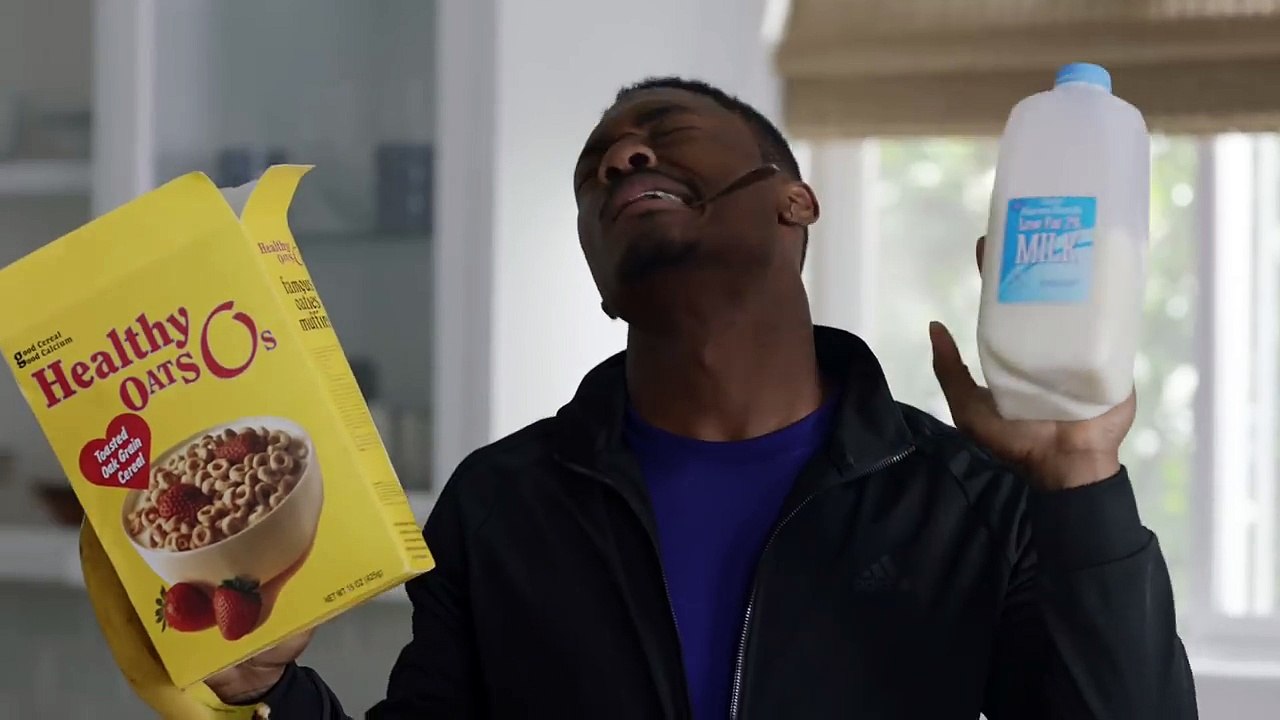 Stefon Diggs Tries Eating Cereal - GEICO