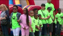 Community Leaders Call for Peace at Back-to-School Event Amid Laquan McDonald Trial