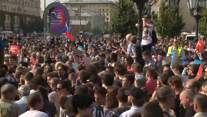 الشرطة الروسية تعتقل متظاهرين معارضين لرفع سن التقاعد