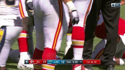 Spencer Ware escapes Chargers for 27-yard rush