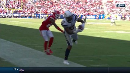 Keenan Allen stiff-arms defender for a 23-yard gain