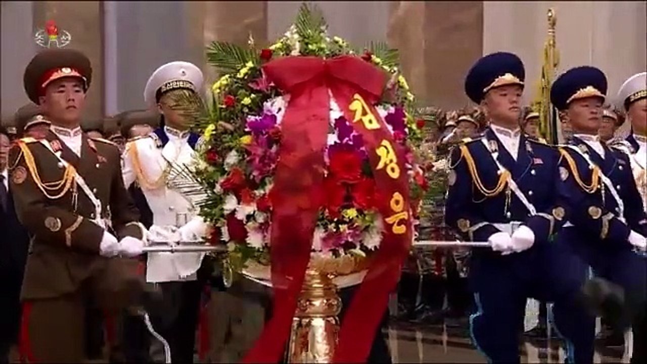 敬愛する 最高指導者 、金正恩同志が共和国創建70周年に際して、錦繍山太陽宮殿を訪ねた_20180909