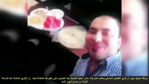 القبض على مصري ظهر في مقطع وهو يجاهر بتناول وجبة الإفطار مع موظفة في جدة
